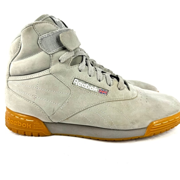 Reebok Freestyle Hi Men’s Size 8 Gray Suede High Top Sneakers Gum Sole Retro - Picture 1 of 9